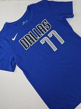 NIKE Dallas Mavericks Luka Dončić 77 Dri‑Fit T‑Shirt Blue Men’s SMALL ATHLETIC..